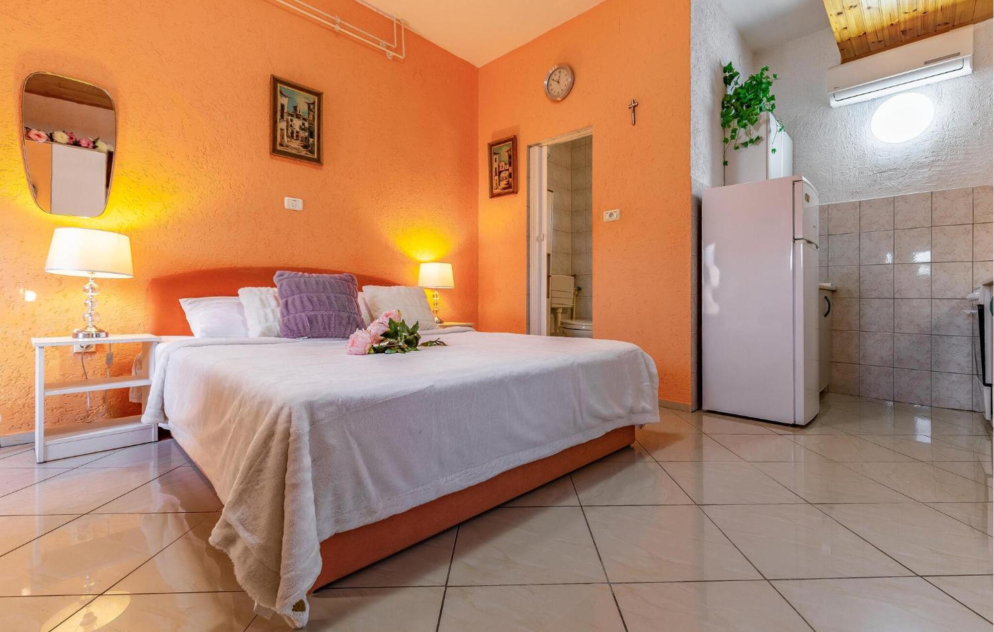 Pet Friendly Apartment In Medulin With Wifi Экстерьер фото
